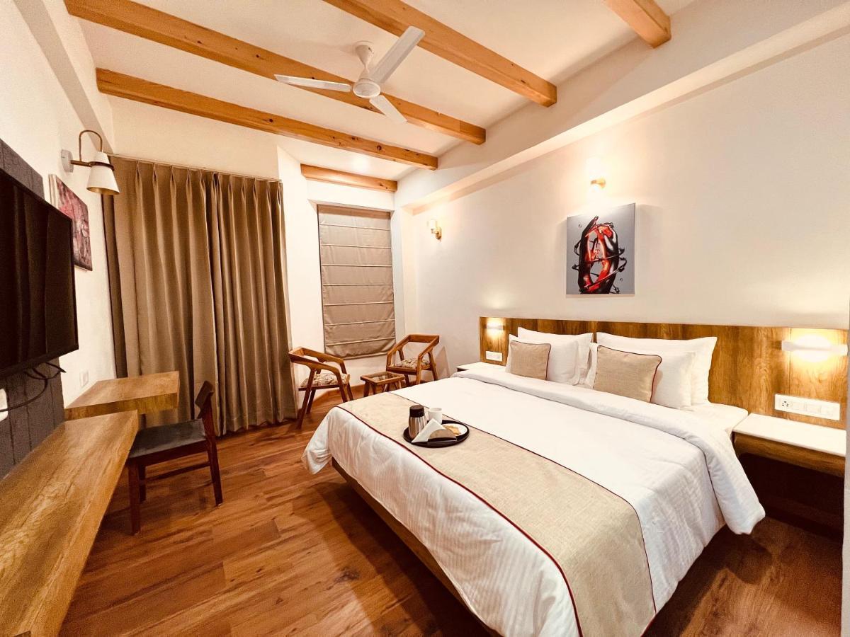Hotel Yaato Retreat Manāli Exteriér fotografie
