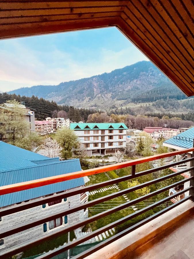 Hotel Yaato Retreat Manāli Exteriér fotografie